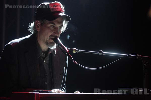 GIANT SAND - 2008-11-27 - PARIS - Point Ephemere - Howe Gelb